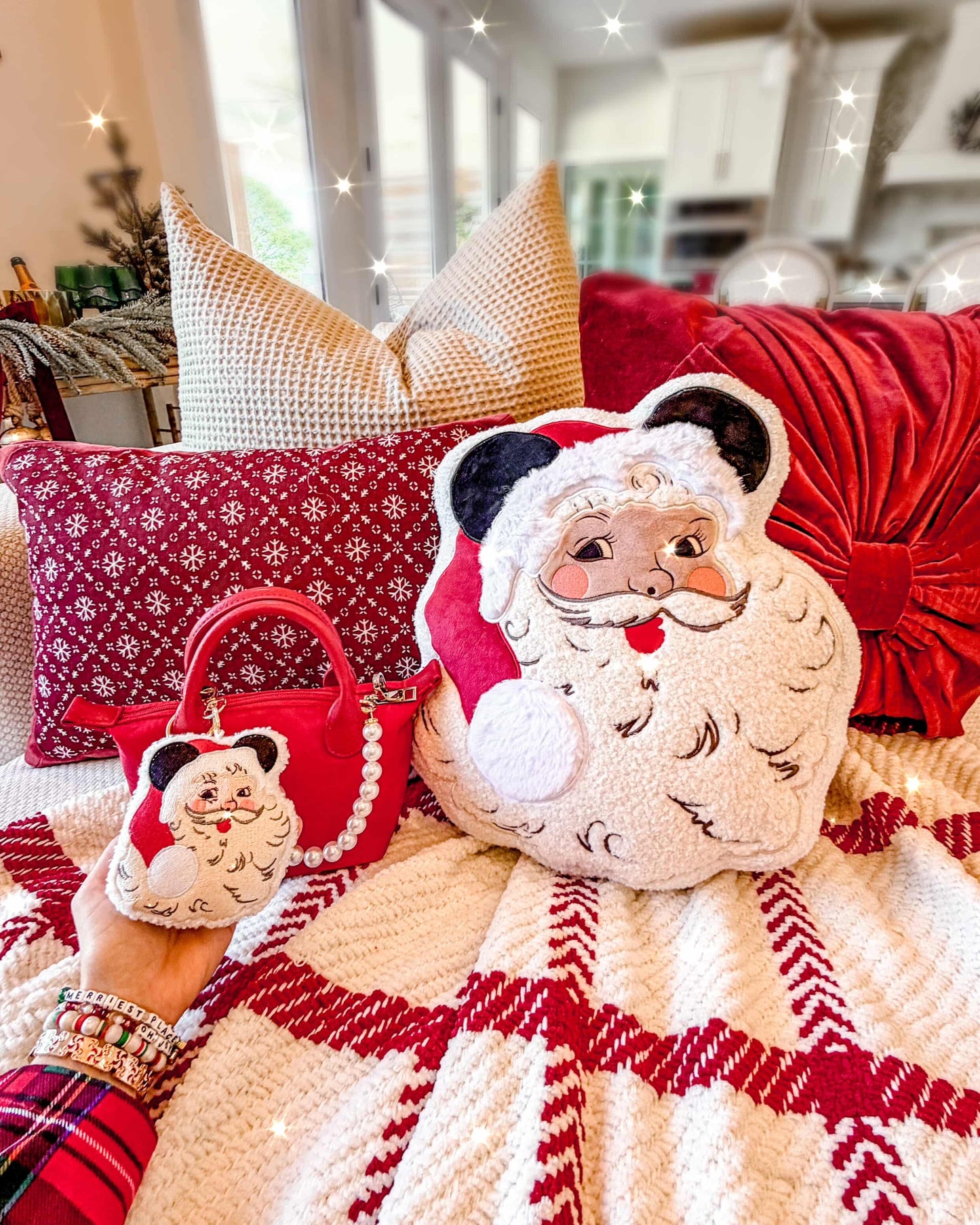 Jolly Ole St. Mick keychain - READY TO SHIP 🎅🏼⭐️