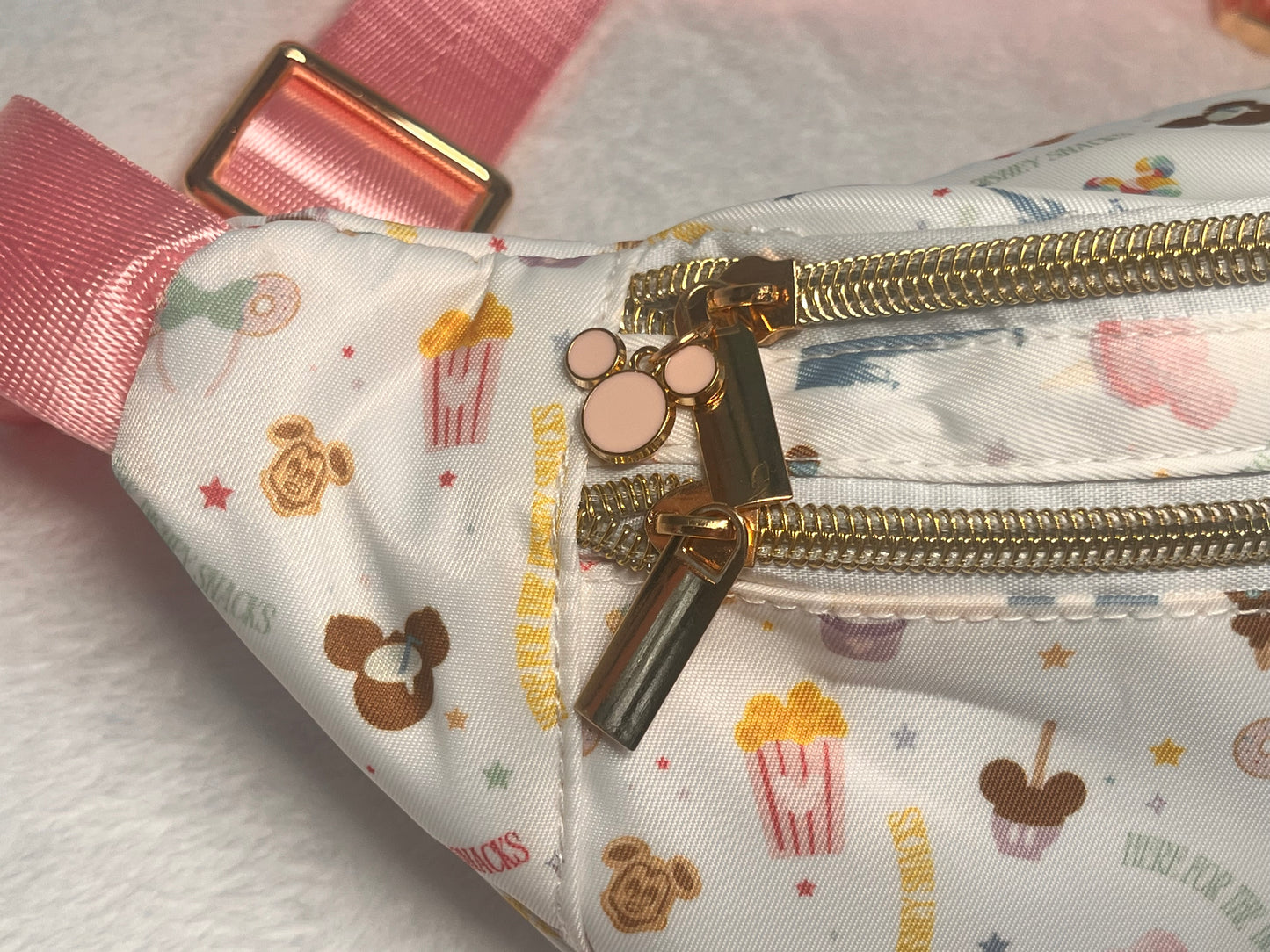 EXCLUSIVE Magical Park Snacks Fanny -𝗣𝗥𝗘 𝗢𝗥𝗗𝗘𝗥