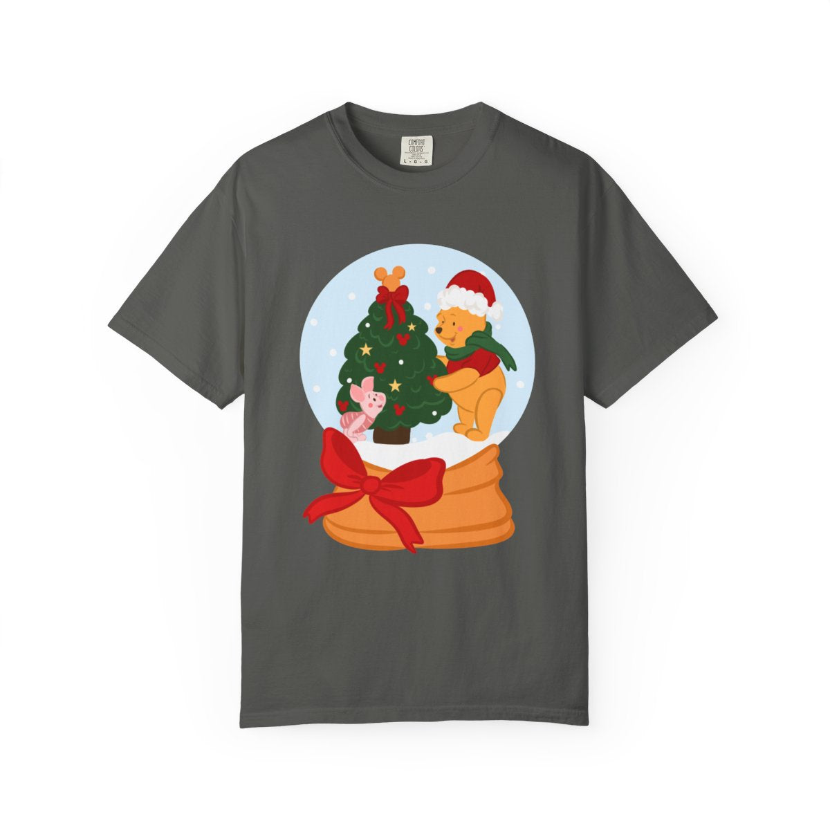 Holly jolly bear tee • Pre order