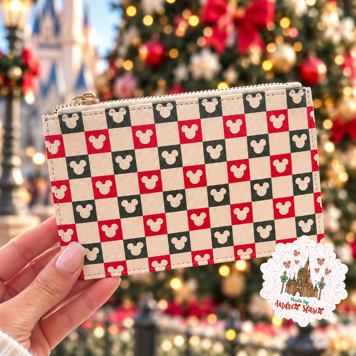 Christmas Clutch • pre order 🎄