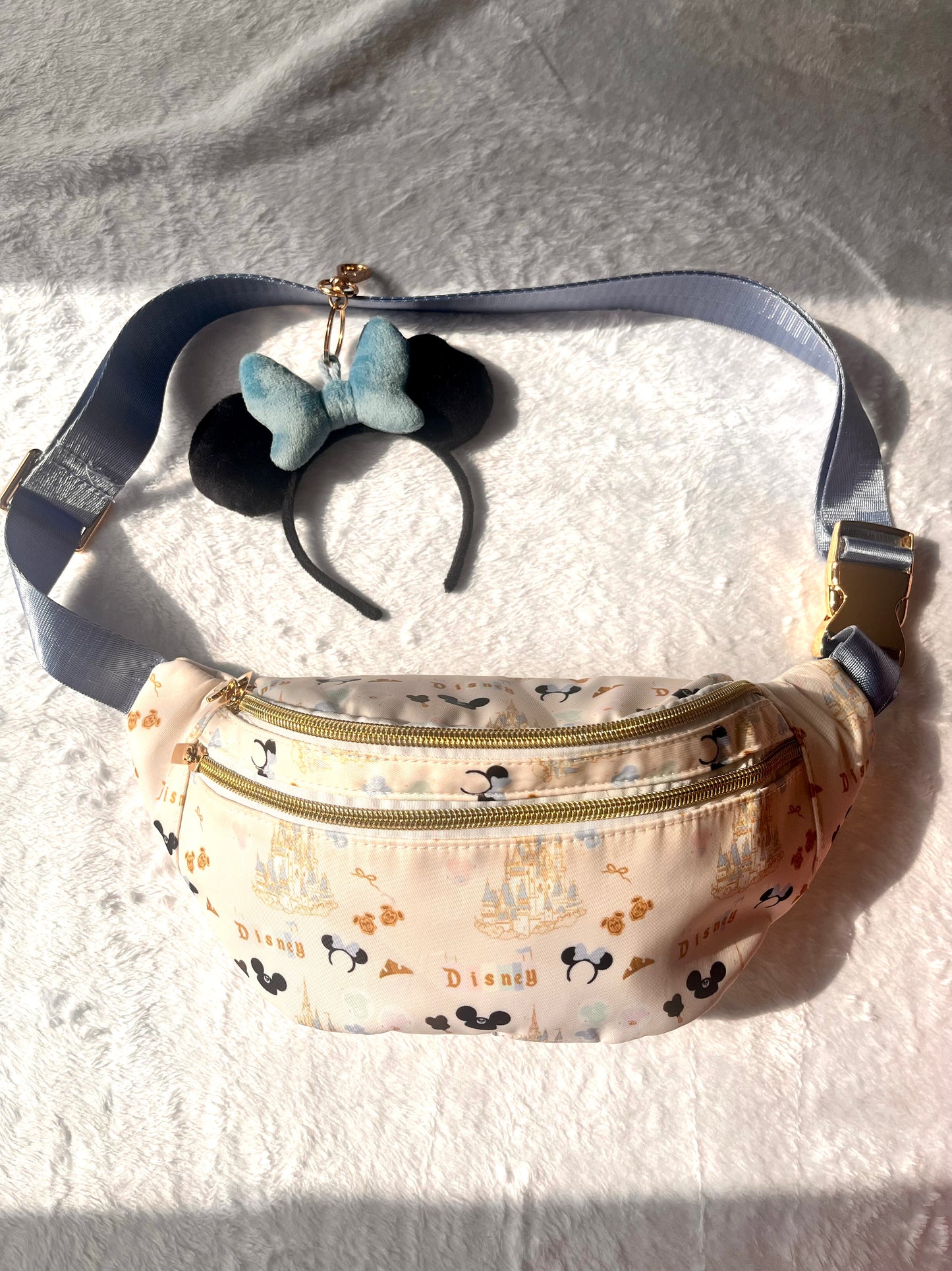 𝗘𝗫𝗖𝗟𝗨𝗦𝗜𝗩𝗘 Magical Mouse Ears Keychain + 𝗣𝗥𝗘 𝗢𝗥𝗗𝗘𝗥